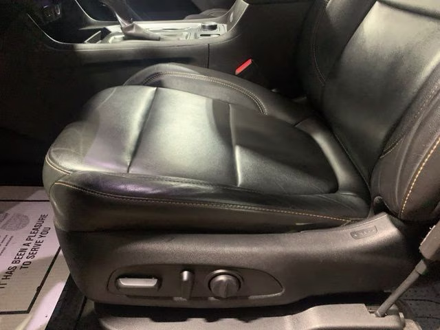 2019 Mosaic Black Metallic Chevrolet Traverse RS AWD SUV