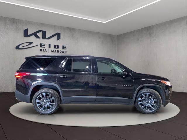 2019 Mosaic Black Metallic Chevrolet Traverse RS AWD SUV