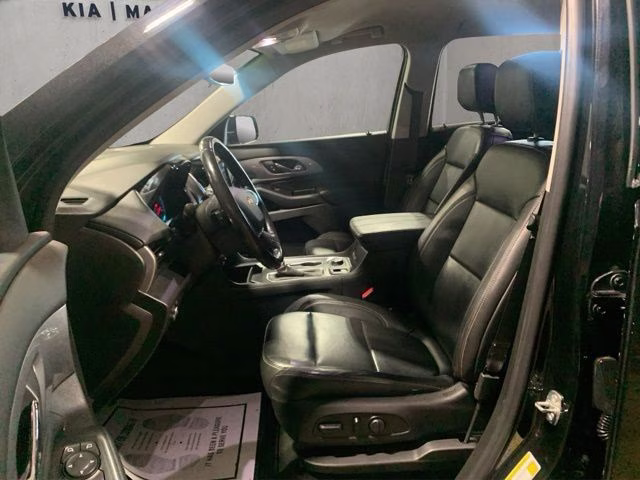 2019 Mosaic Black Metallic Chevrolet Traverse RS AWD SUV