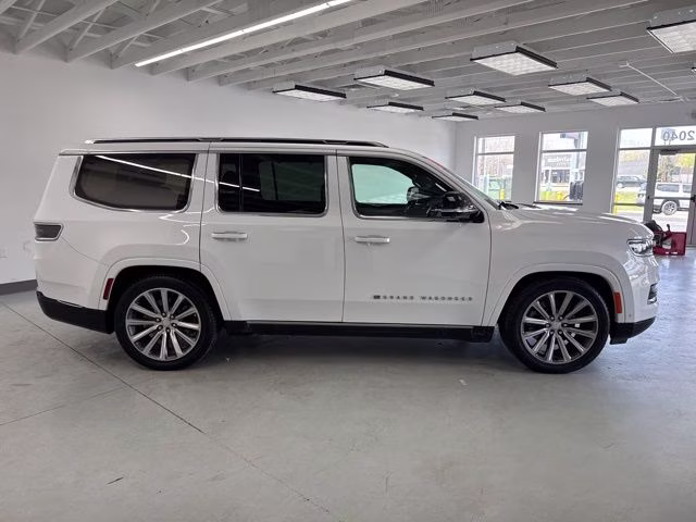 2023 Bright White Clearcoat Jeep Grand Wagoneer Series II 4X4 SUV