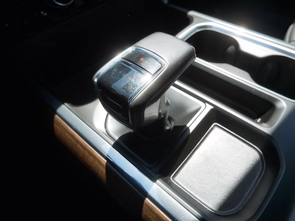 2022 Dark Ash Metallic Chevrolet Silverado 1500 High Country 4X4 Truck