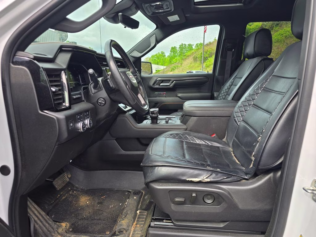 2024 Summit White GMC Sierra 1500 AT4 4X4 Truck