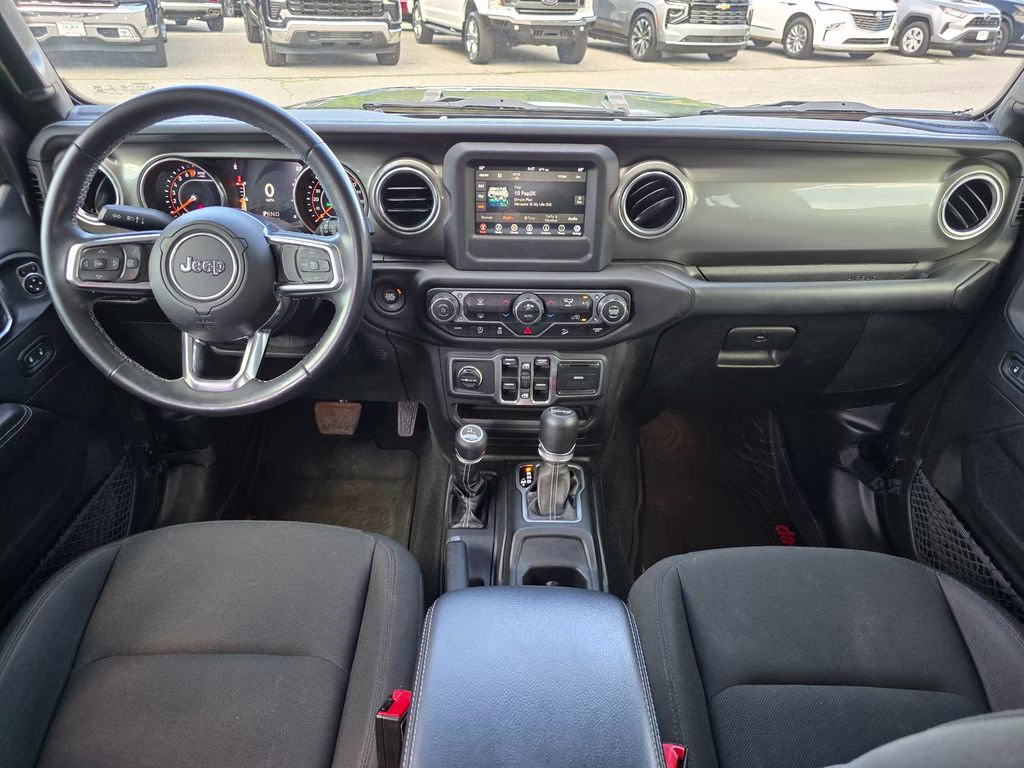 2018 Granite Crystal Metallic Clearcoat Jeep Wrangler Unlimited Sahara 4X4 SUV