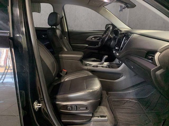 2019 Mosaic Black Metallic Chevrolet Traverse RS AWD SUV