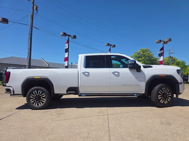 2026 Summit White GMC Sierra 3500HD Denali Ultimate 4X4 Truck