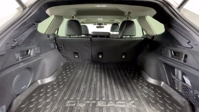 2023 Crystal White Pearl Subaru Outback Limited XT AWD SUV