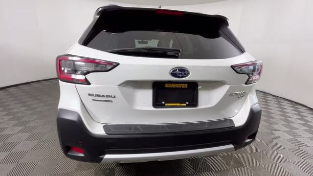 2023 Crystal White Pearl Subaru Outback Limited XT AWD SUV