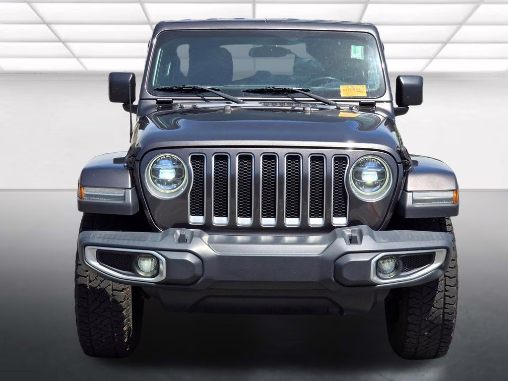 2018 Granite Crystal Metallic Clearcoat Jeep Wrangler Unlimited Sahara 4X4 SUV