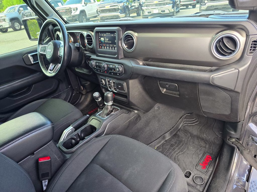2018 Granite Crystal Metallic Clearcoat Jeep Wrangler Unlimited Sahara 4X4 SUV