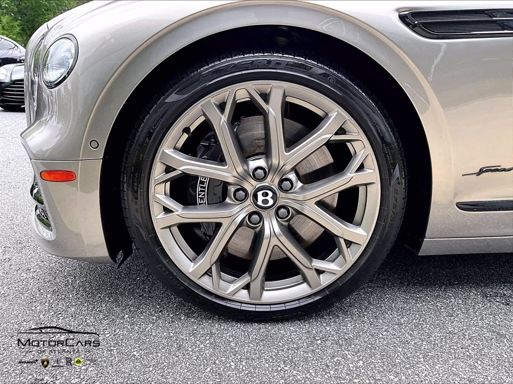 2024 Pale Brodgar Metallic Bentley Flying Spur Speed AWD Sedan