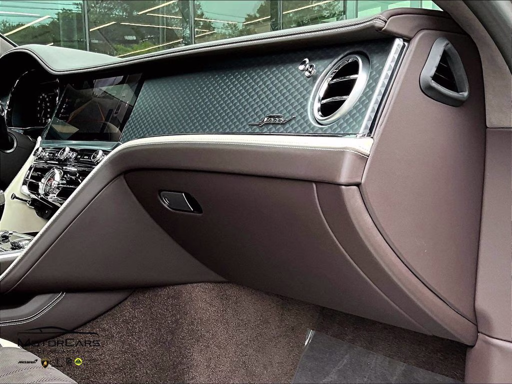 2024 Pale Brodgar Metallic Bentley Flying Spur Speed AWD Sedan