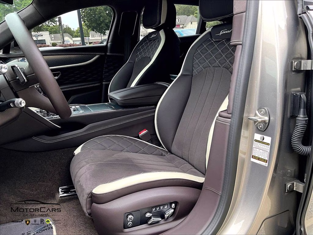 2024 Pale Brodgar Metallic Bentley Flying Spur Speed AWD Sedan