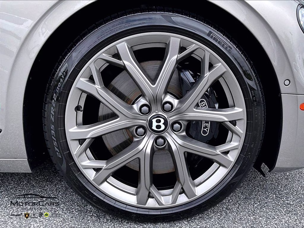 2024 Pale Brodgar Metallic Bentley Flying Spur Speed AWD Sedan