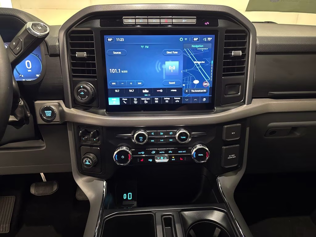 2024 Carbonized Gray Metallic Ford F-150 XLT RWD Truck