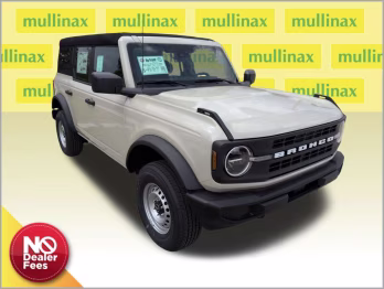 2026 Desert Sand Ford Bronco Base 4X4 SUV