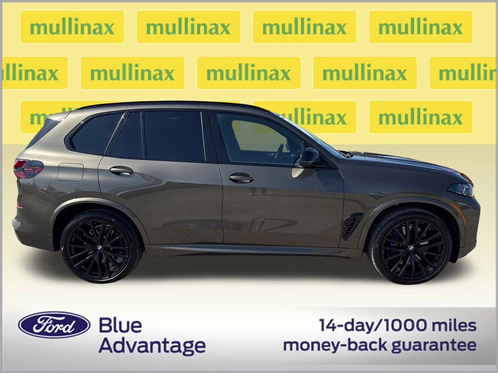 2024 Manhattan Green Metallic BMW X5 M60i AWD SUV