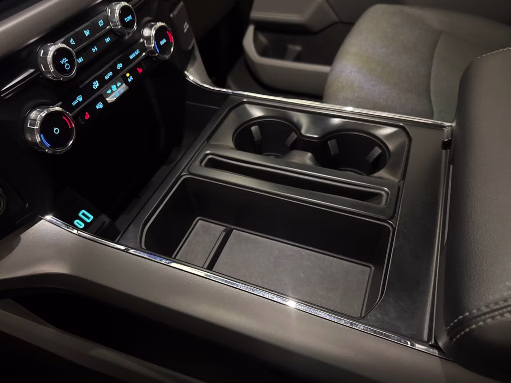 2024 Carbonized Gray Metallic Ford F-150 XLT RWD Truck