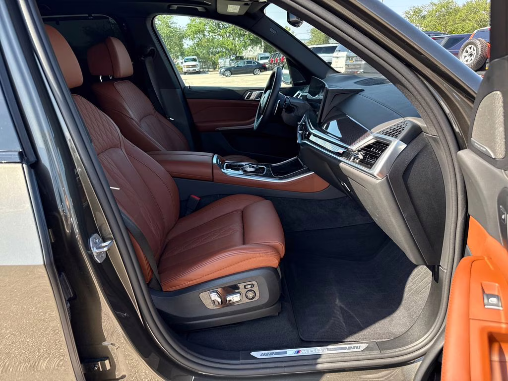 2024 Manhattan Green Metallic BMW X5 M60i AWD SUV