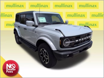 2026 Avalanche Ford Bronco Outer Banks 4X4 SUV