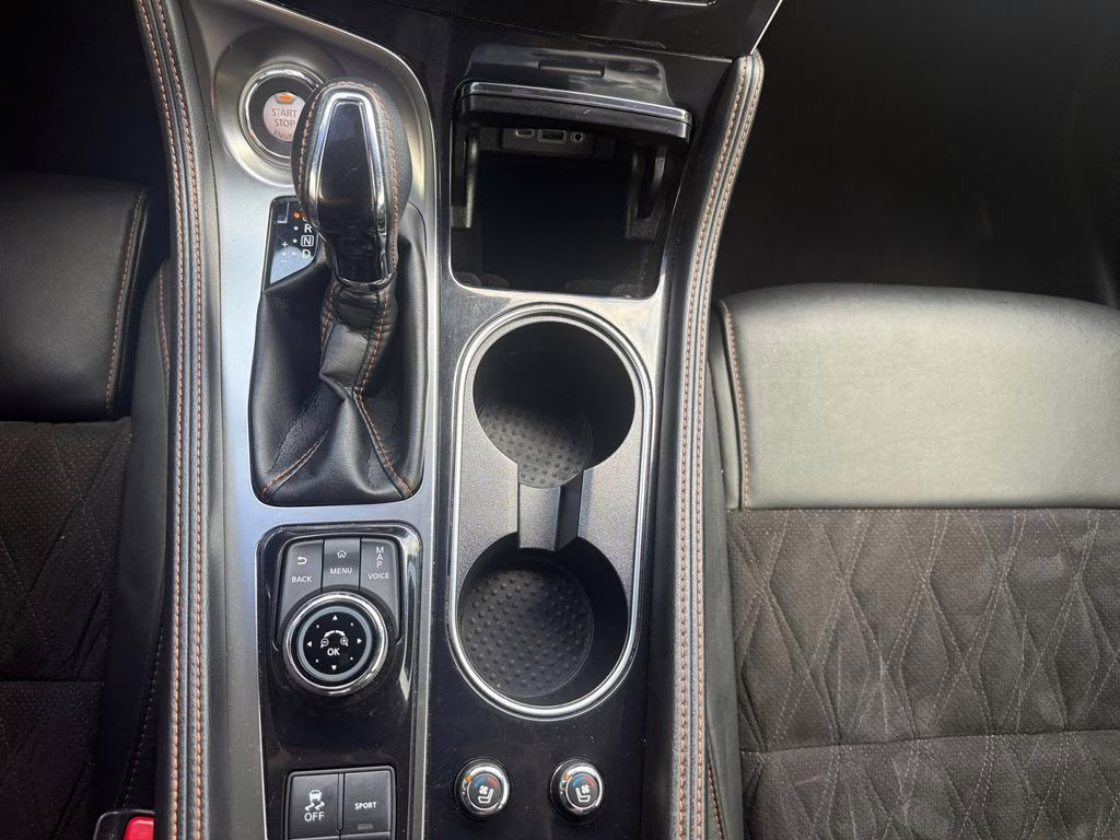 2023 Super Black Nissan Maxima SR FWD Sedan
