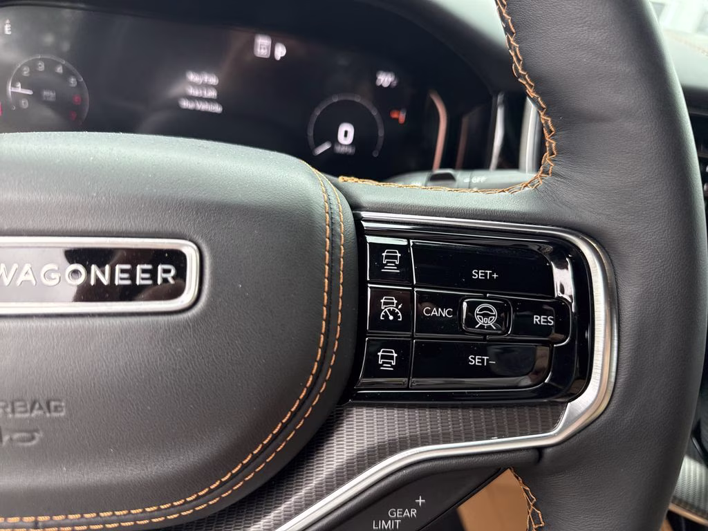 2023 Diamond Black Crystal Pearlcoat Jeep Grand Wagoneer Series III 4X4 SUV