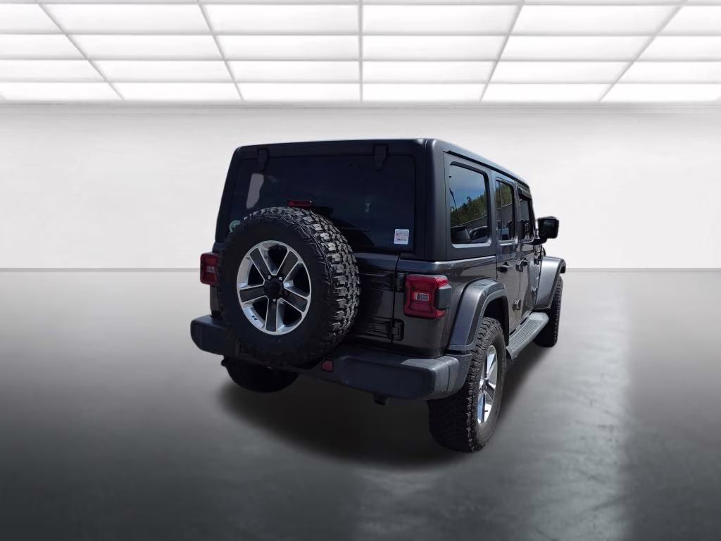 2018 Granite Crystal Metallic Clearcoat Jeep Wrangler Unlimited Sahara 4X4 SUV