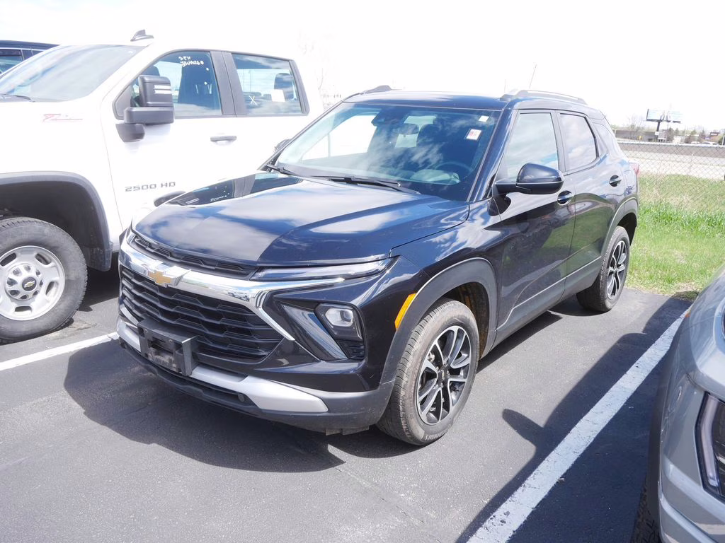 2025 Mosaic Black Metallic Chevrolet Trailblazer LT AWD SUV