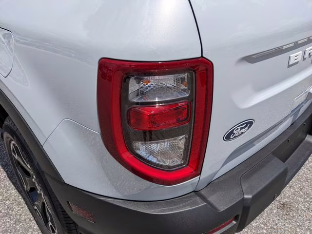 2026 Space White Metallic Ford Bronco Sport Outer Banks 4X4 SUV