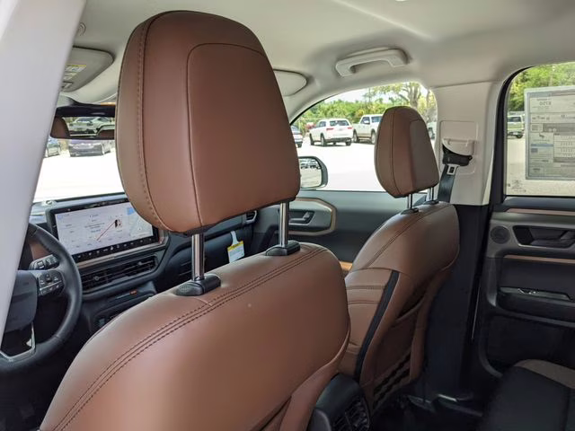 2026 Space White Metallic Ford Bronco Sport Outer Banks 4X4 SUV