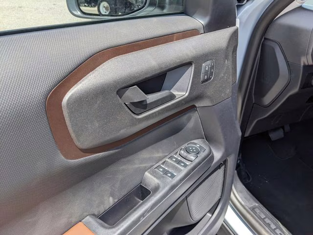 2026 Space White Metallic Ford Bronco Sport Outer Banks 4X4 SUV