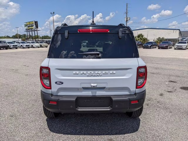 2026 Space White Metallic Ford Bronco Sport Outer Banks 4X4 SUV
