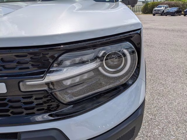 2026 Space White Metallic Ford Bronco Sport Outer Banks 4X4 SUV
