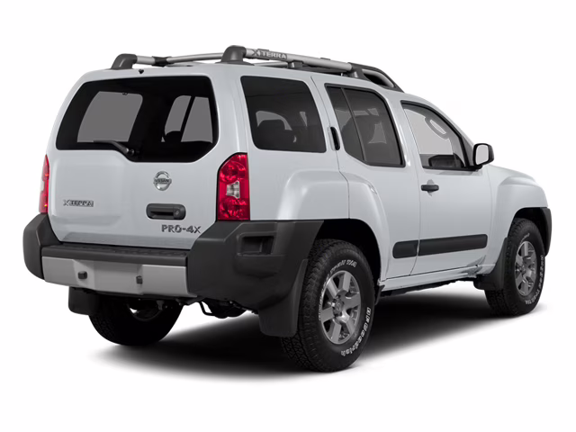 2013 Glacier White Nissan Xterra PRO-4X 4X4 SUV