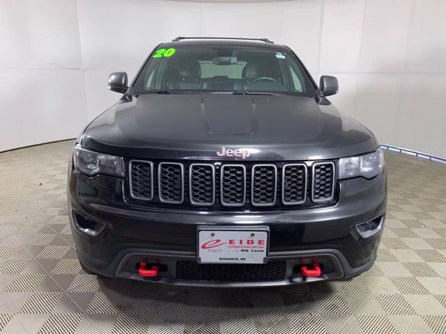 2020 Diamond Black Crystal Pearlcoat Jeep Grand Cherokee Trailhawk 4X4 SUV