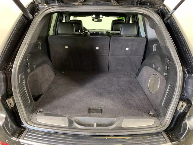 2020 Diamond Black Crystal Pearlcoat Jeep Grand Cherokee Trailhawk 4X4 SUV