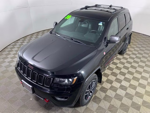 2020 Diamond Black Crystal Pearlcoat Jeep Grand Cherokee Trailhawk 4X4 SUV