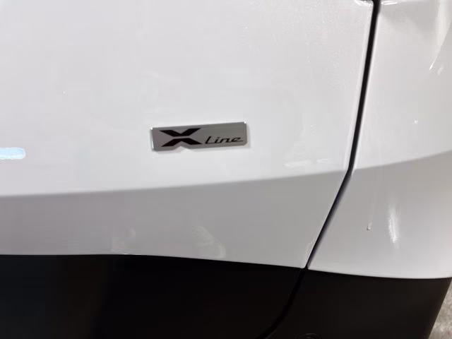 2026 Glacial White Pearl Kia Sportage X-Line AWD SUV