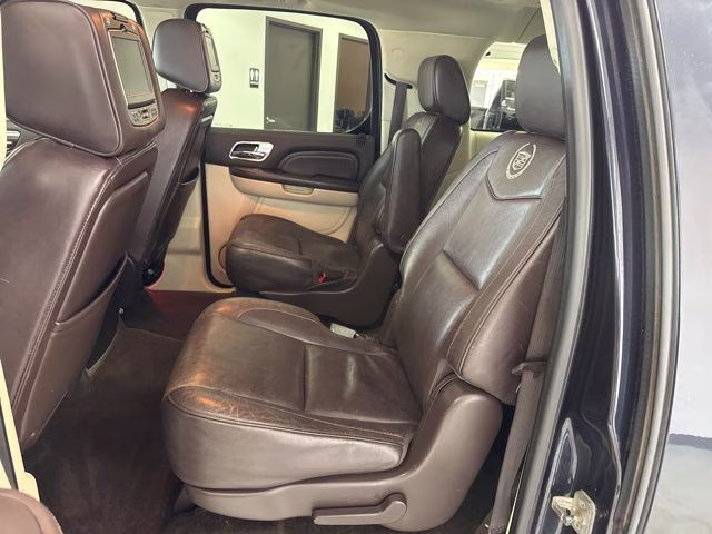2013 Sapphire Blue Metallic Cadillac Escalade ESV Platinum Edition AWD SUV