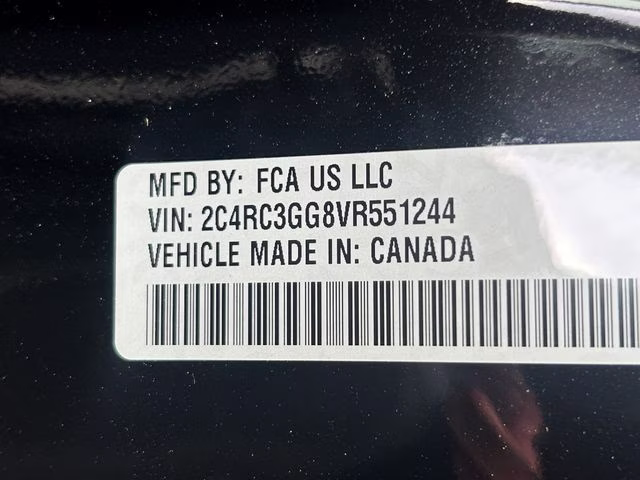 2027 Diamond Black Crystal Pearlcoat Chrysler Pacifica Limited AWD Van