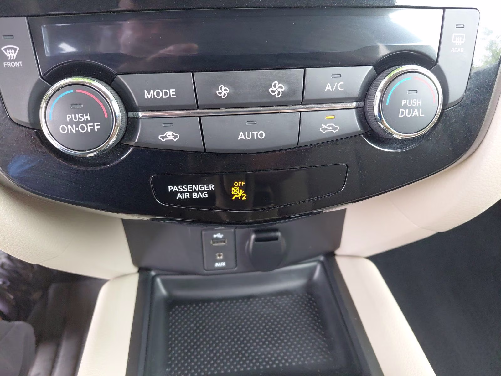 2015 Arctic Blue Metallic Nissan Rogue SL AWD SUV