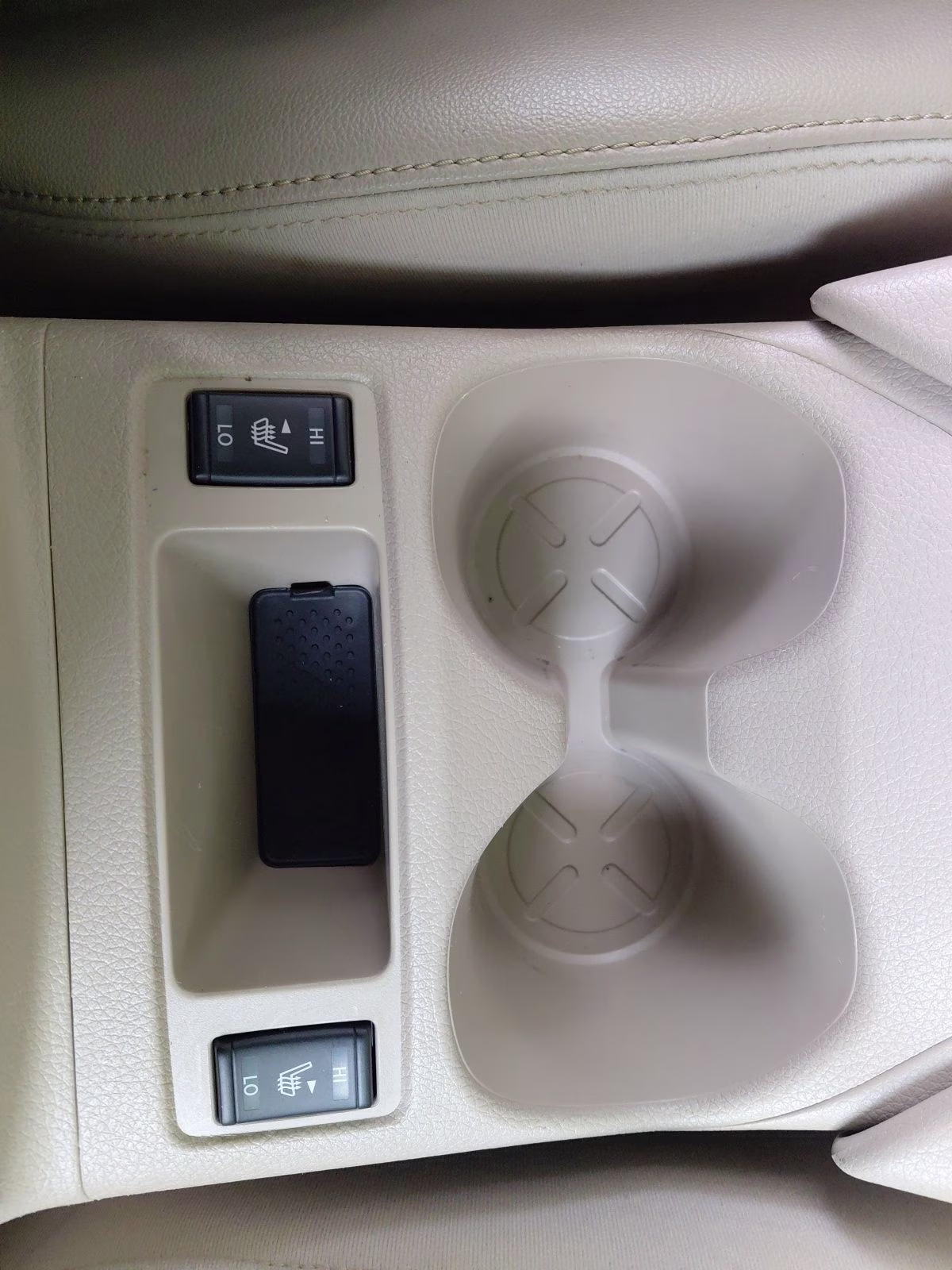 2015 Arctic Blue Metallic Nissan Rogue SL AWD SUV