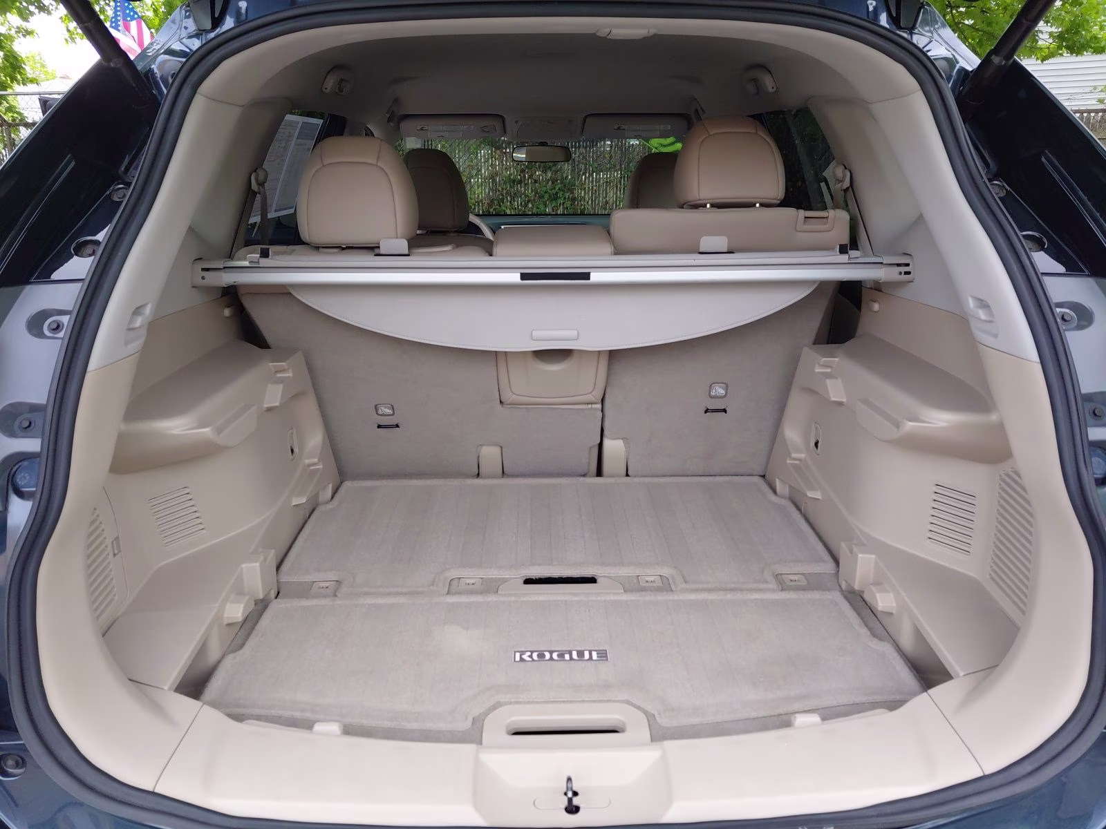 2015 Arctic Blue Metallic Nissan Rogue SL AWD SUV