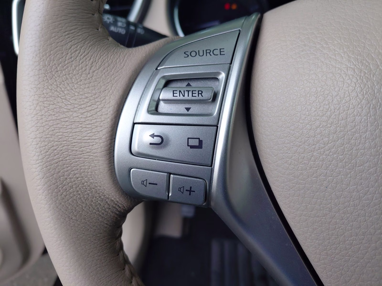 2015 Arctic Blue Metallic Nissan Rogue SL AWD SUV