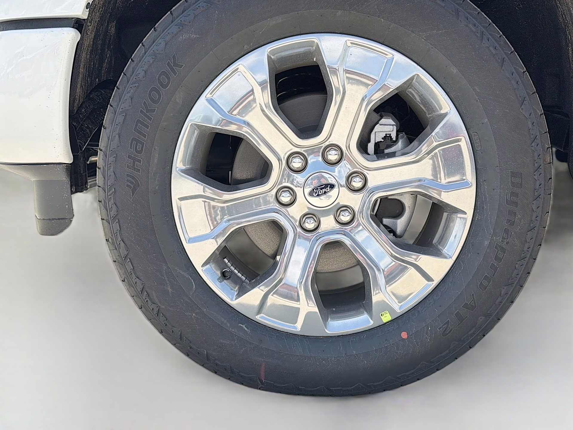 2026 Star White Metallic Tri-Coat Ford F-150 Platinum 4X4 Truck