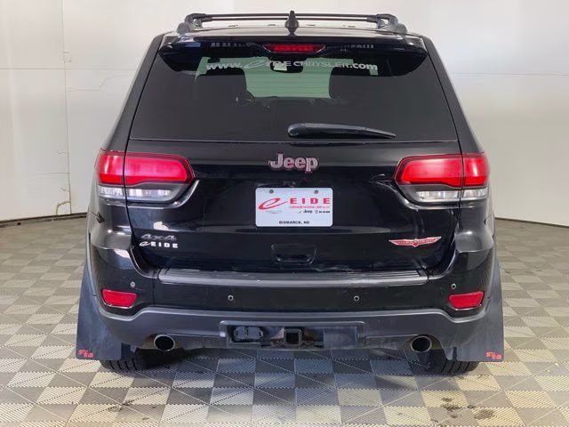 2020 Diamond Black Crystal Pearlcoat Jeep Grand Cherokee Trailhawk 4X4 SUV