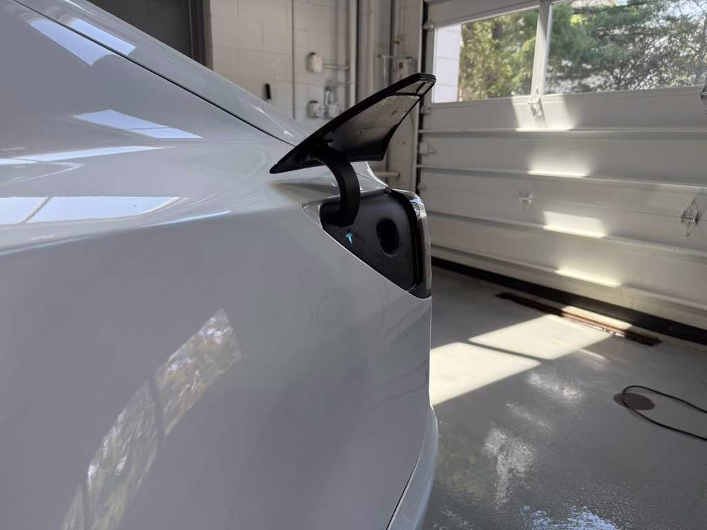 2021 White Tesla Model 3 Long Range AWD Sedan