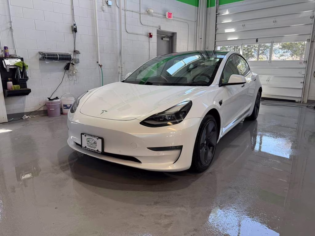 2021 White Tesla Model 3 Long Range AWD Sedan