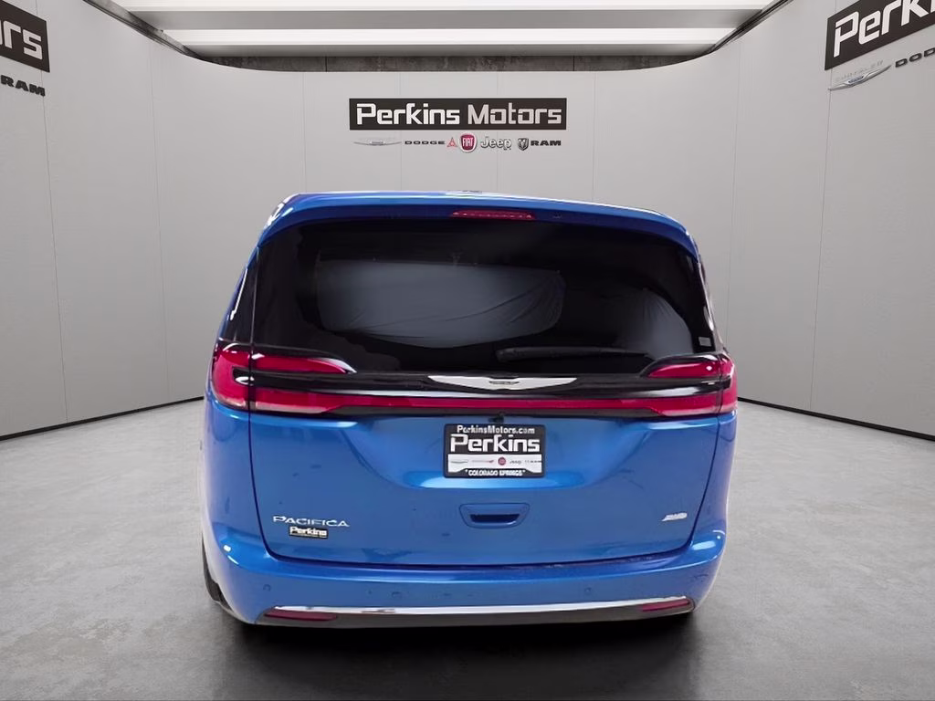 2026 Hydro Blue Pearlcoat Chrysler Pacifica Select AWD Van