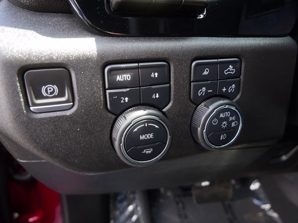 2024 Radiant Red Tintcoat Chevrolet Silverado 3500HD High Country 4X4 Truck