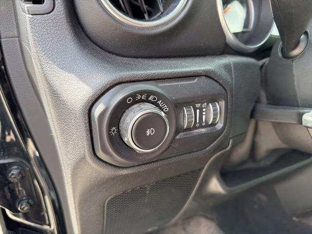 2018 Black Clearcoat Jeep Wrangler Unlimited Sahara 4X4 SUV